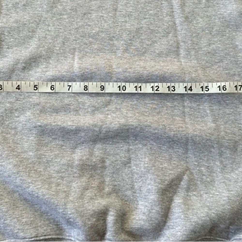 NWT SKIMS Women's Light Gray Sweatshirt - Picture 8 of 13